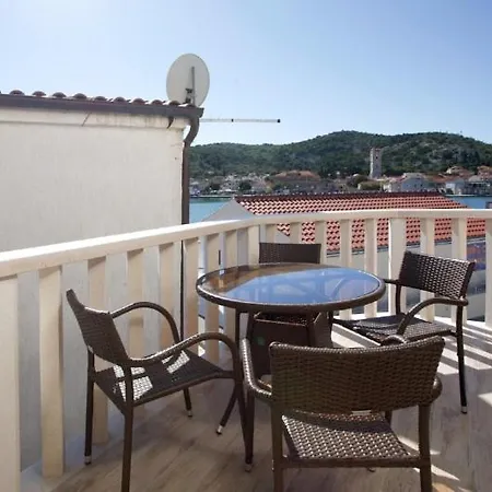 Apartments Tisno - Villa Mare Exterior photo
