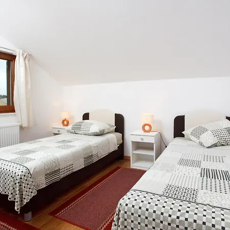Apartments Tisno - Villa Mare Exterior photo