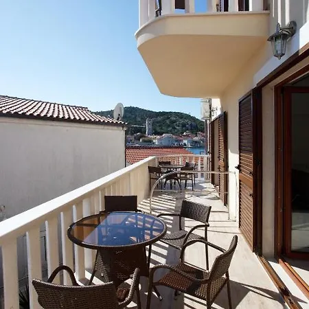 Apartments Tisno - Villa Mare Room photo