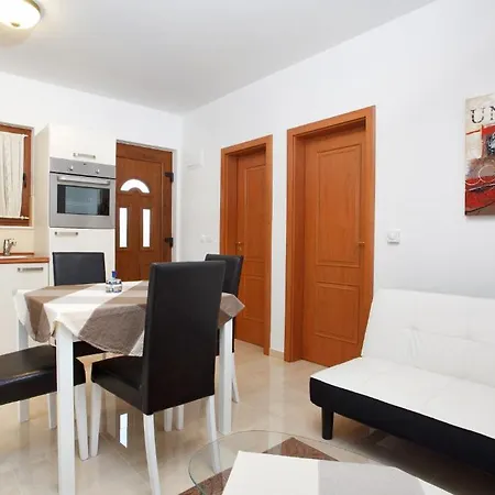 Apartments Tisno - Villa Mare Room photo